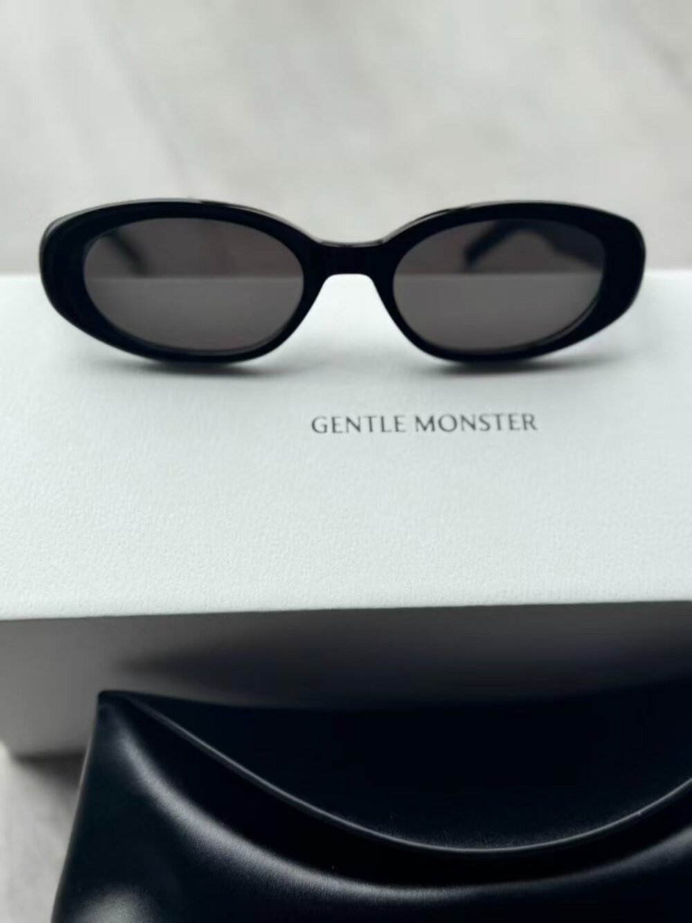 Authentic Gentle Monster Bandoneon.S Black Oval Sunglasses | Full Original Set